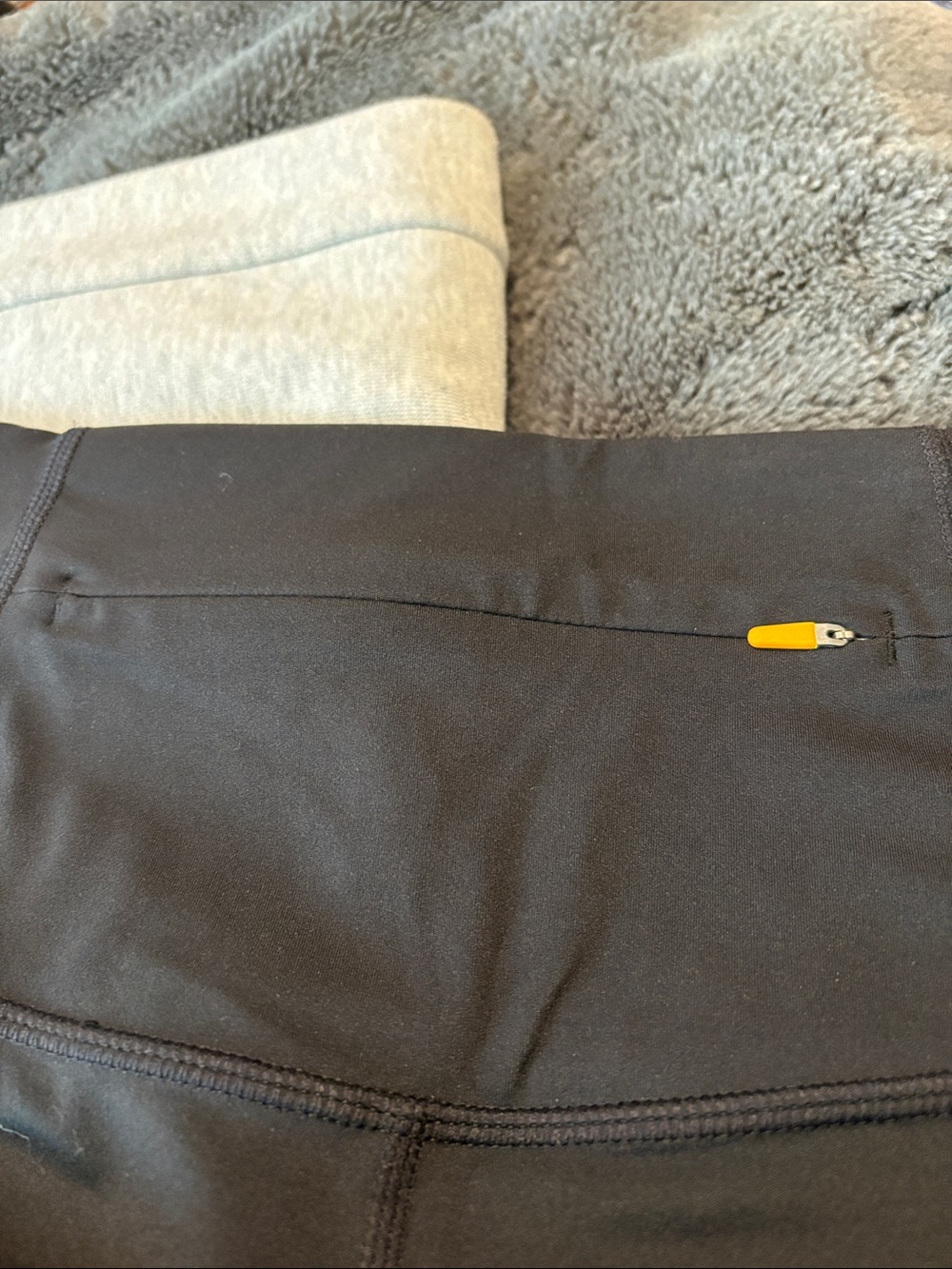 SOREL x prAna Black/Gray Leggings with Orange Logo Tab Size M - Picture 5 of 8